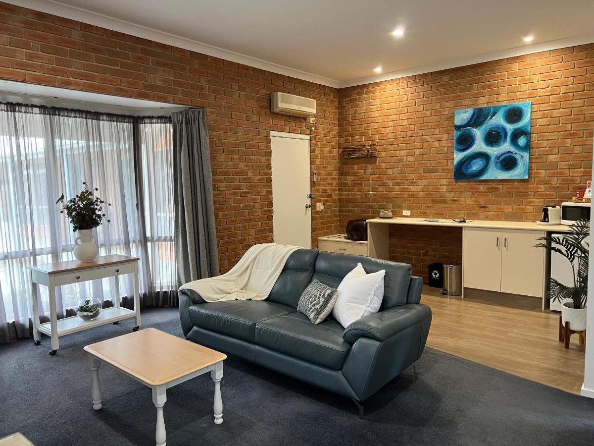 Coastal Waters Motor Inn Lakes Entrance Zewnętrze zdjęcie